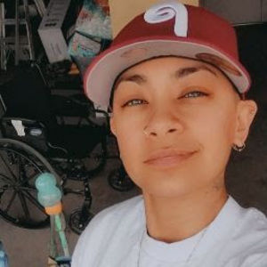 Meet your Posher, Naomi